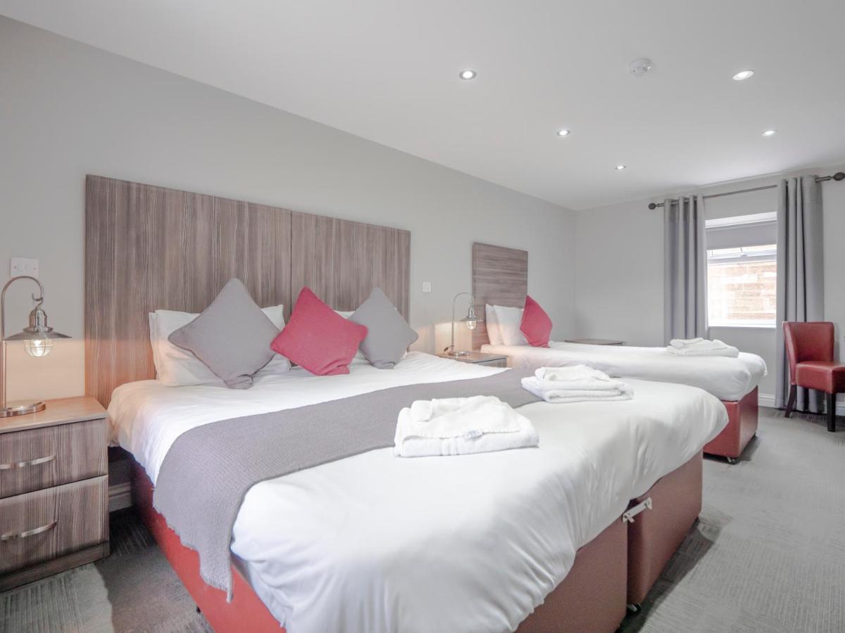 Blackbull Hotel Tarbolton Экстерьер фото