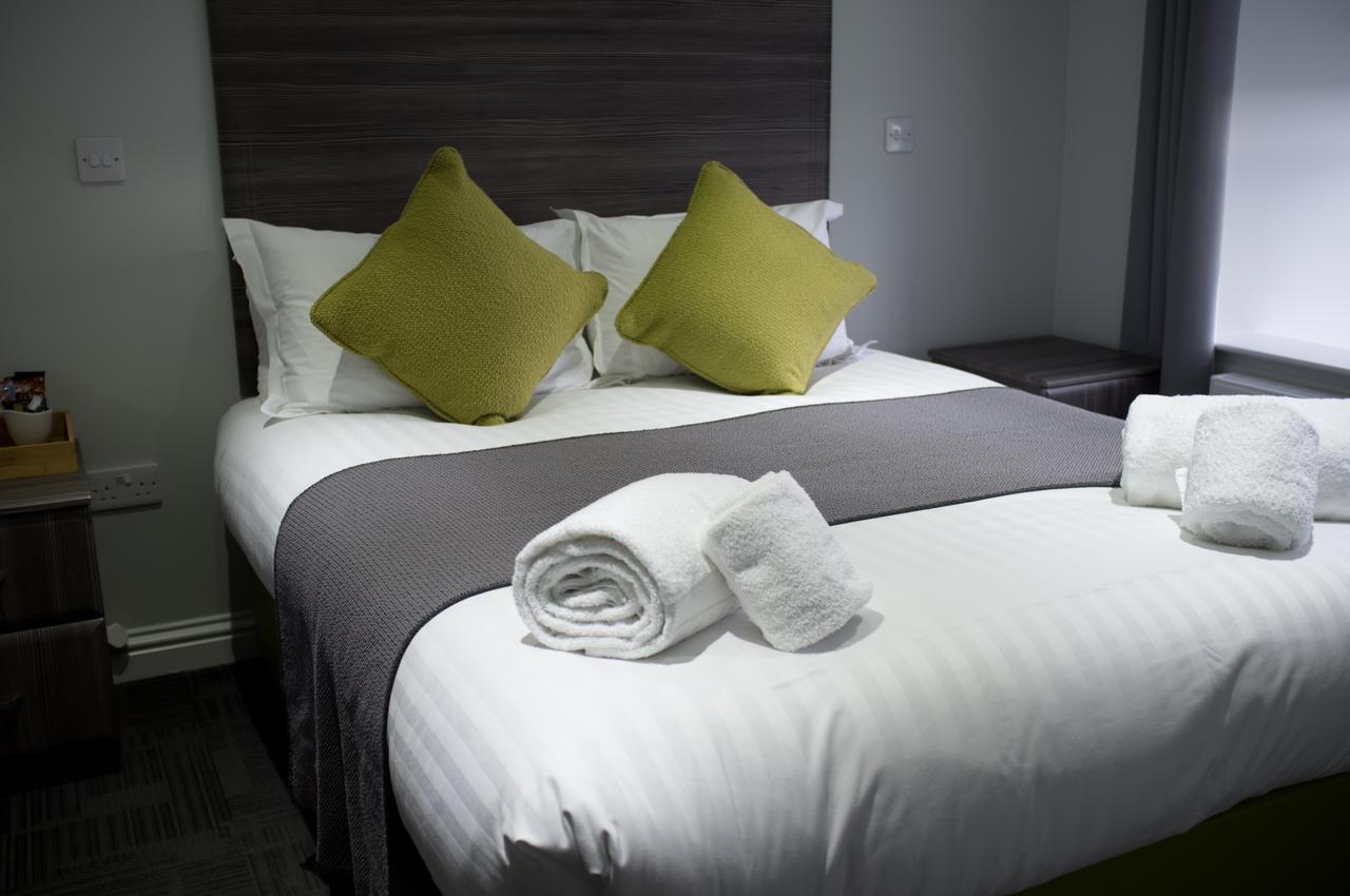 Blackbull Hotel Tarbolton Экстерьер фото